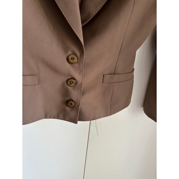 Vintage Womens Cropped Blazer Taupe Size Medium Structured Shoulders Classic - Picture 8 of 9